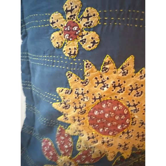 Vintage Floral Kantha Embroidered Pillow Sham Cotton Cushion Cover 18" X 18" - Picture 2 of 7